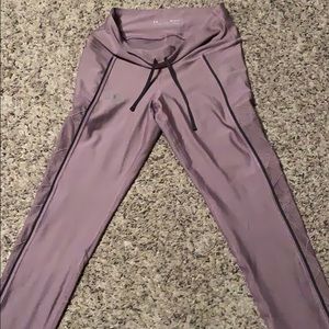 Médium compression Underarmour leggings breathable
